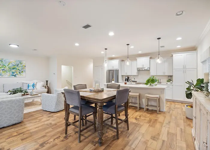 Key 6538 Carlinga Drive By Pkrm * Pensacola